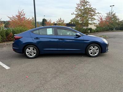 2019 Hyundai Elantra SEL   - Photo 4 - Poulsbo, WA 98370