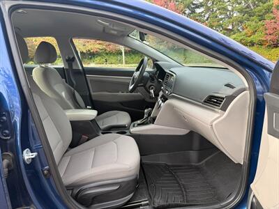 2019 Hyundai Elantra SEL   - Photo 22 - Poulsbo, WA 98370