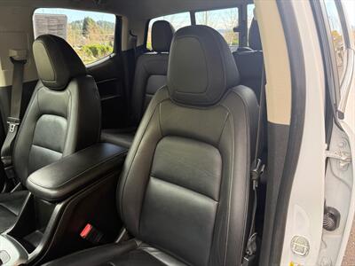 2017 Chevrolet Colorado LT   - Photo 10 - Poulsbo, WA 98370