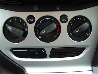 2013 Ford Focus SE   - Photo 19 - Poulsbo, WA 98370