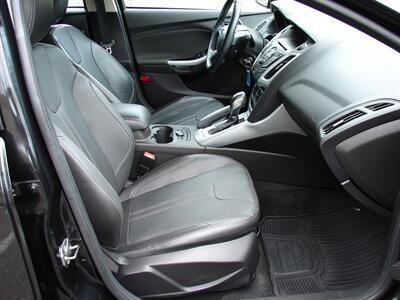 2013 Ford Focus SE   - Photo 23 - Poulsbo, WA 98370
