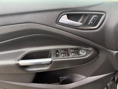 2015 Ford C-Max SEL   - Photo 12 - Poulsbo, WA 98370