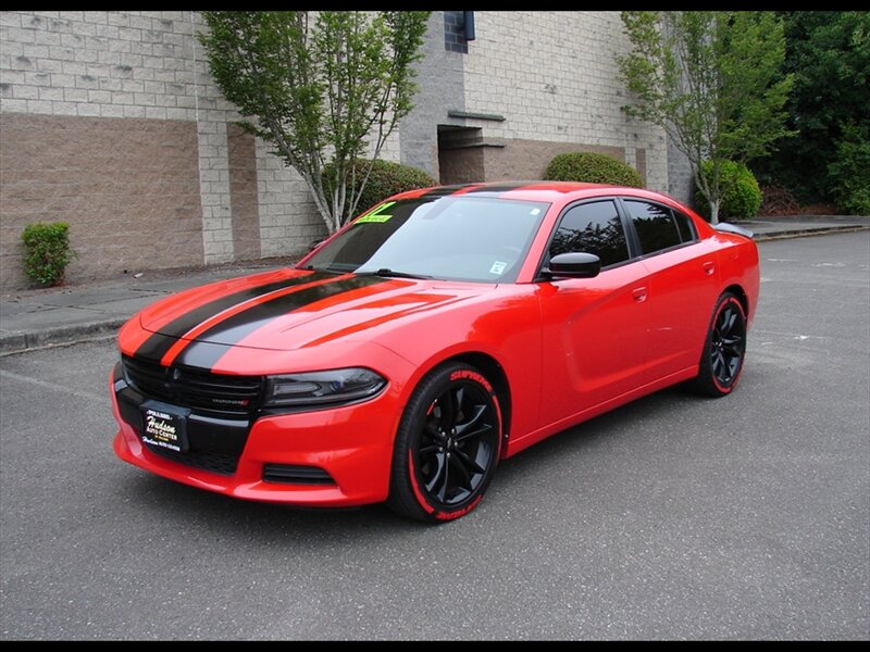 2017 Dodge Charger SE  