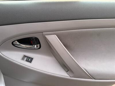 2010 Toyota Camry LE   - Photo 29 - Poulsbo, WA 98370