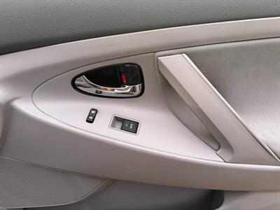 2010 Toyota Camry LE   - Photo 23 - Poulsbo, WA 98370