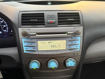 2010 Toyota Camry LE   - Photo 18 - Poulsbo, WA 98370