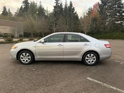 2010 Toyota Camry LE   - Photo 8 - Poulsbo, WA 98370