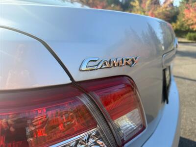 2010 Toyota Camry LE   - Photo 12 - Poulsbo, WA 98370