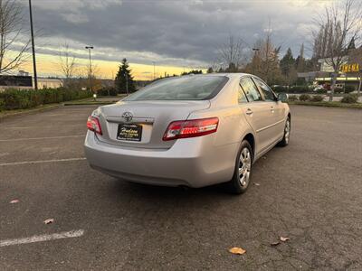2010 Toyota Camry LE   - Photo 5 - Poulsbo, WA 98370