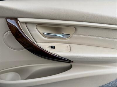 2012 BMW 328i   - Photo 24 - Poulsbo, WA 98370