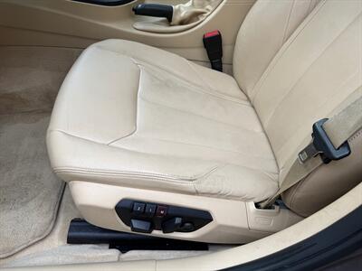 2012 BMW 328i   - Photo 11 - Poulsbo, WA 98370