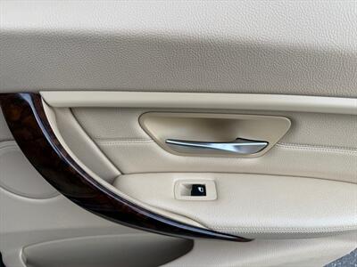 2012 BMW 328i   - Photo 26 - Poulsbo, WA 98370