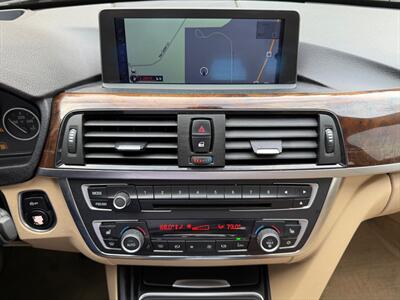 2012 BMW 328i   - Photo 17 - Poulsbo, WA 98370