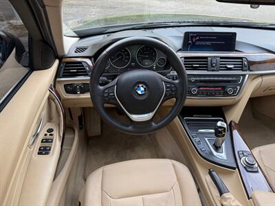 2012 BMW 328i   - Photo 15 - Poulsbo, WA 98370