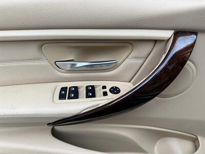 2012 BMW 328i   - Photo 10 - Poulsbo, WA 98370