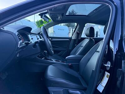 2020 Volkswagen Jetta SE   - Photo 9 - Poulsbo, WA 98370