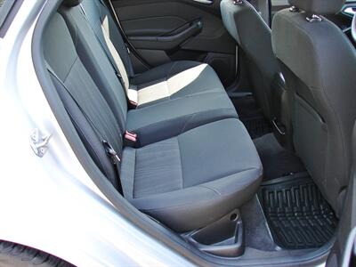 2015 Ford Focus SE   - Photo 23 - Poulsbo, WA 98370
