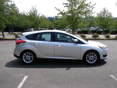2015 Ford Focus SE   - Photo 4 - Poulsbo, WA 98370