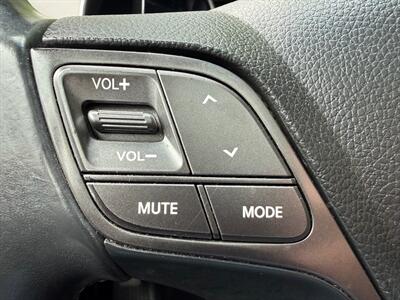 2017 Hyundai Santa Fe Limited Ultimate - Photo 15 - Poulsbo, WA 98370