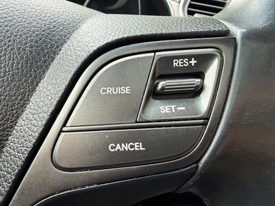 2017 Hyundai Santa Fe Limited Ultimate - Photo 14 - Poulsbo, WA 98370