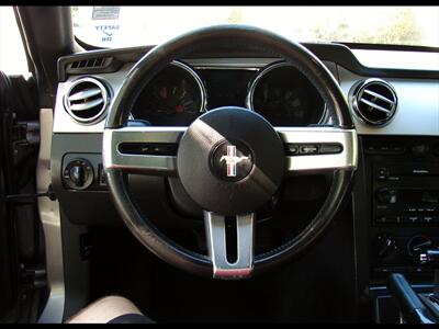 2006 Ford Mustang Coupe   - Photo 12 - Poulsbo, WA 98370