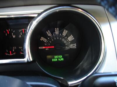 2006 Ford Mustang Coupe   - Photo 17 - Poulsbo, WA 98370