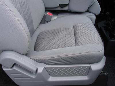 2011 Ford F-150 XLT   - Photo 19 - Poulsbo, WA 98370