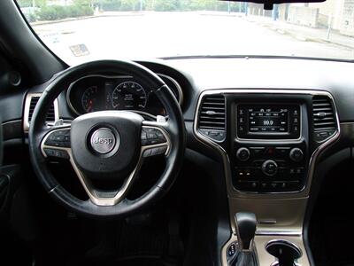2016 Jeep Grand Cherokee Laredo   - Photo 15 - Poulsbo, WA 98370