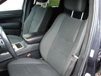 2016 Jeep Grand Cherokee Laredo   - Photo 12 - Poulsbo, WA 98370