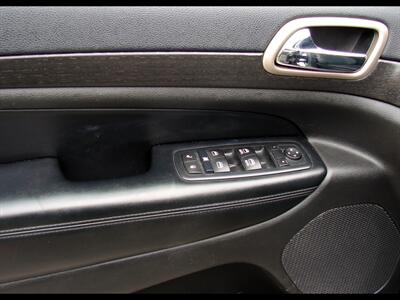 2016 Jeep Grand Cherokee Laredo   - Photo 14 - Poulsbo, WA 98370