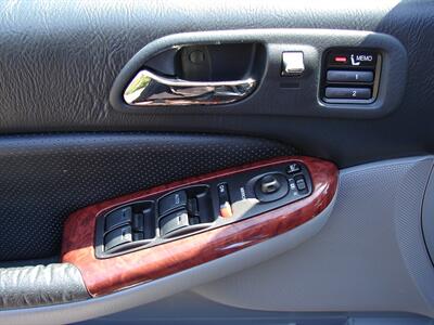 2003 Acura MDX Touring w/Navi   - Photo 12 - Poulsbo, WA 98370