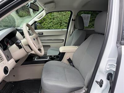 2010 Ford Escape XLS   - Photo 7 - Poulsbo, WA 98370