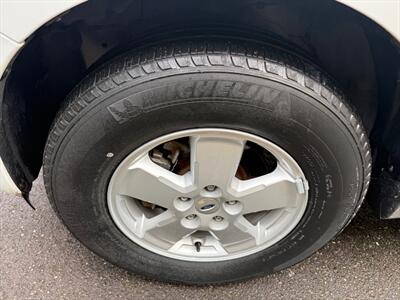 2010 Ford Escape XLS   - Photo 31 - Poulsbo, WA 98370