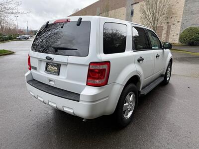 2010 Ford Escape XLS   - Photo 5 - Poulsbo, WA 98370