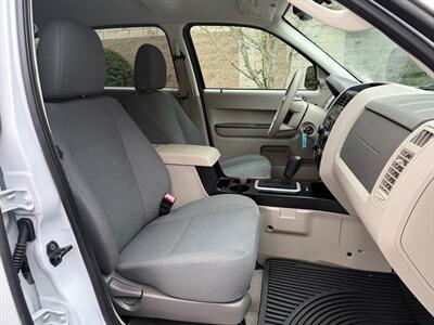 2010 Ford Escape XLS   - Photo 16 - Poulsbo, WA 98370