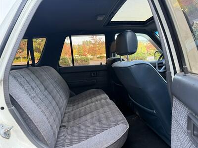 1991 Toyota 4Runner SR5 V6   - Photo 18 - Poulsbo, WA 98370