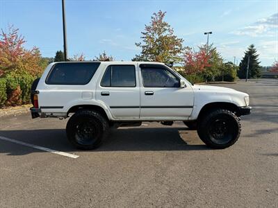 1991 Toyota 4Runner SR5 V6   - Photo 4 - Poulsbo, WA 98370