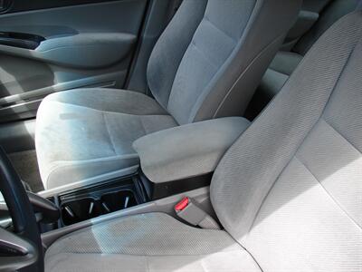2010 Honda Civic LX   - Photo 20 - Poulsbo, WA 98370