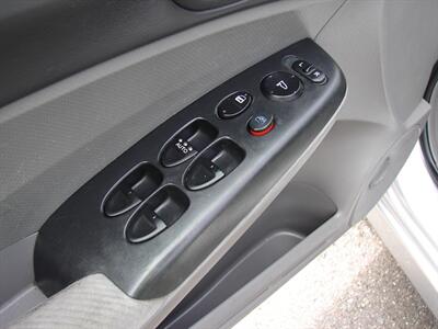 2010 Honda Civic LX   - Photo 12 - Poulsbo, WA 98370