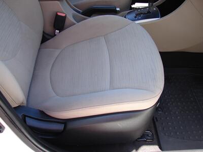 2015 Hyundai Accent GLS   - Photo 22 - Poulsbo, WA 98370
