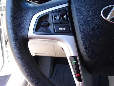 2015 Hyundai Accent GLS   - Photo 15 - Poulsbo, WA 98370