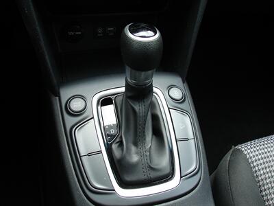 2018 Hyundai Kona SE   - Photo 21 - Poulsbo, WA 98370