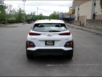 2018 Hyundai Kona SE   - Photo 9 - Poulsbo, WA 98370