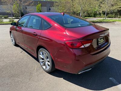 2015 Chrysler 200 Series S   - Photo 10 - Poulsbo, WA 98370