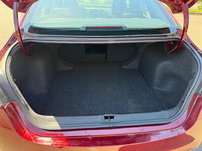 2015 Chrysler 200 Series S   - Photo 5 - Poulsbo, WA 98370