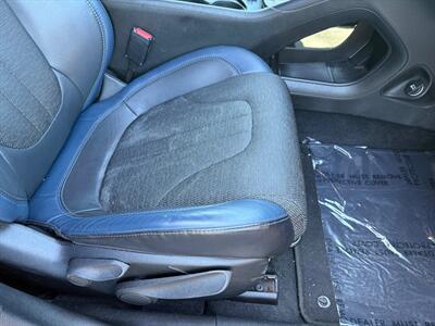 2015 Chrysler 200 Series S   - Photo 21 - Poulsbo, WA 98370
