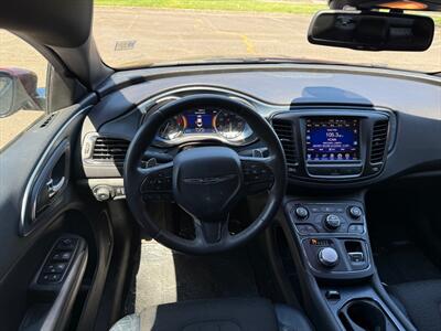 2015 Chrysler 200 Series S   - Photo 16 - Poulsbo, WA 98370
