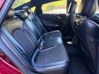 2015 Chrysler 200 Series S   - Photo 25 - Poulsbo, WA 98370