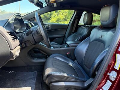 2015 Chrysler 200 Series S   - Photo 8 - Poulsbo, WA 98370