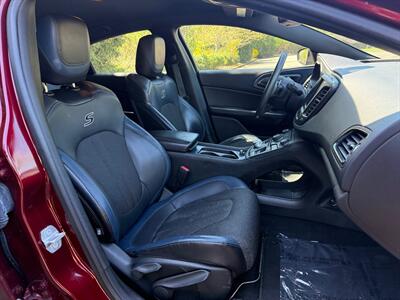 2015 Chrysler 200 Series S   - Photo 17 - Poulsbo, WA 98370